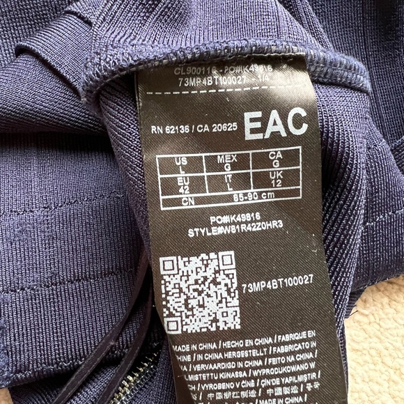 NEW GUESS Mirage Ottoman Cutout Bandage Crop Top Tank Top Sleeveless Navy Blue L - Picture 9 of 9